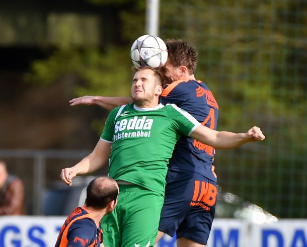 Fussball SV Bad Schallerbach vs SV Gmunden 08.04.2017-2