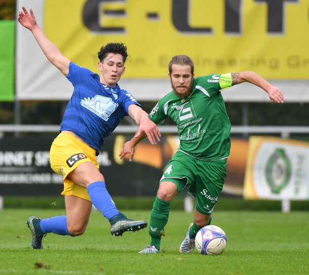 Fussball Askoe Donau Linz vs SV Wallern 26.10.2016-8