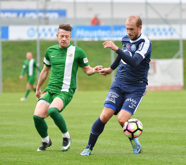 Fussball FC Wels vs WSC Hertha Wels 15.04.2017-12