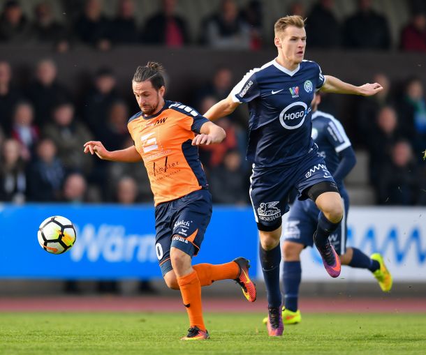 Fussball Hertha WSC Wels vs SV Wallern 04.11.2017-10