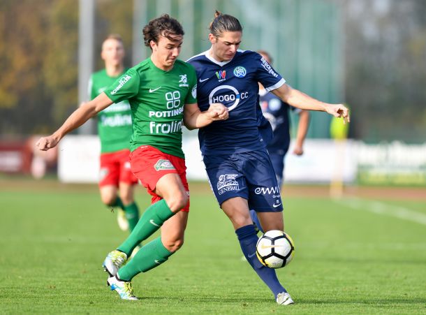 Fussball Hertha WSC Wels vs SV Grieskirchen 21.10.2017-11