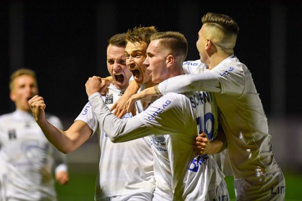 Fussball Union Edelweiss Linz vs Askoe Donau Linz 25.10.2018-27