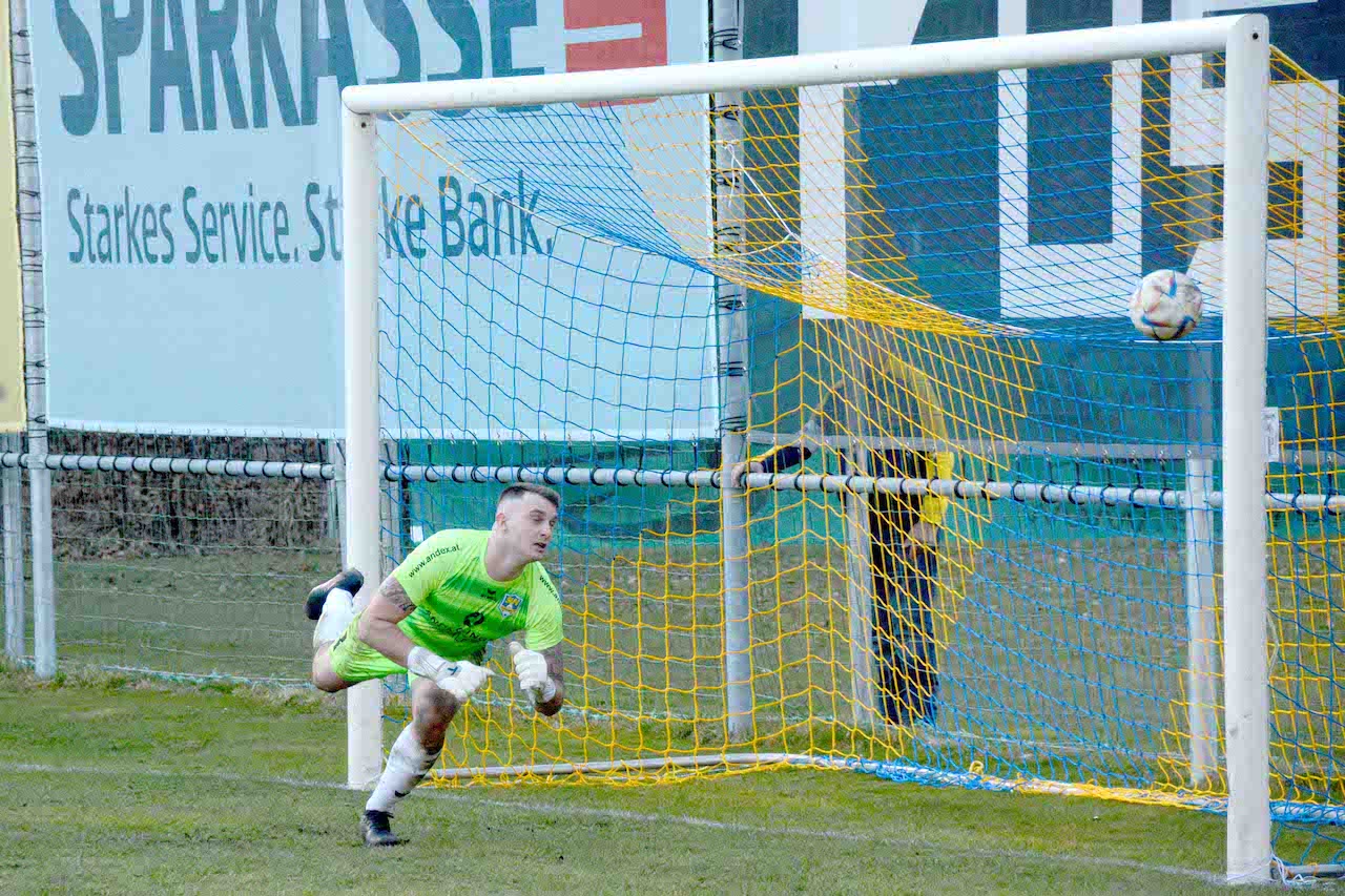 Starlinger Freistosstor