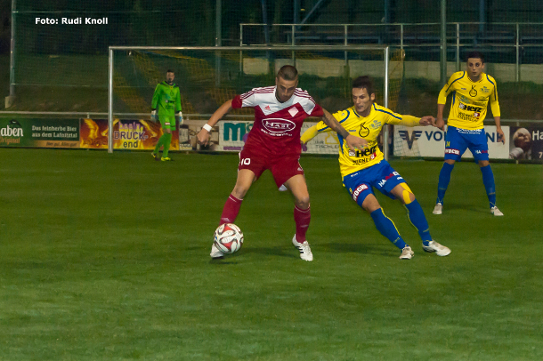 Koprivarov deckt den Ball ab Foto Rudi Knoll