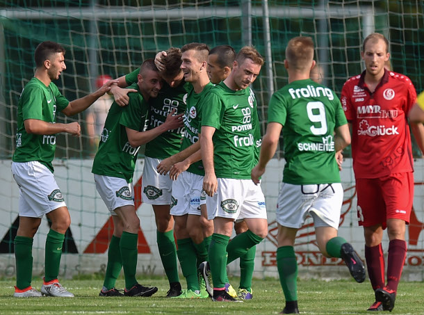 Fussball SV Grieskirchen vs SK Vorwaerts Steyr 23 07 2016-15