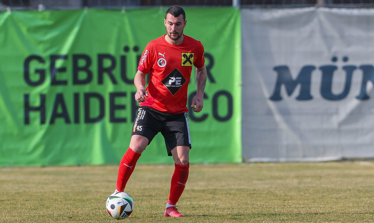 Robert Pusaver sah früh die Rote Karte