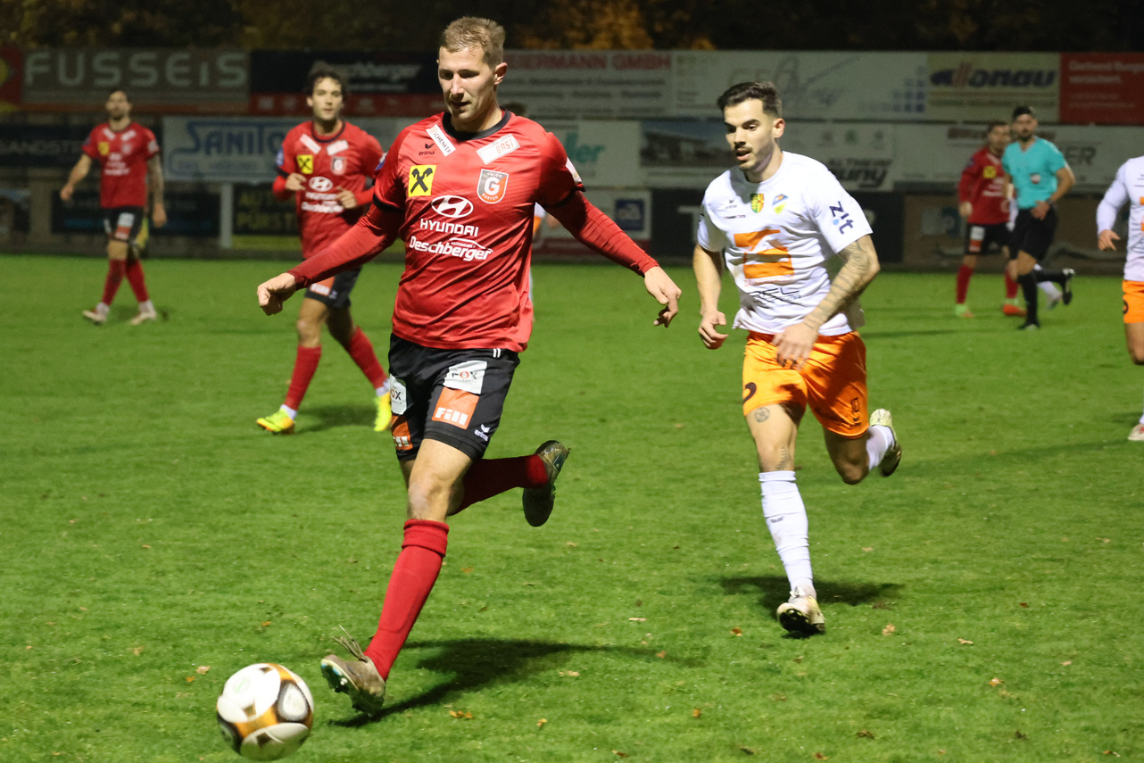 Fabian Wimmleitner leitete den Sieg mit seinem Treffer ein