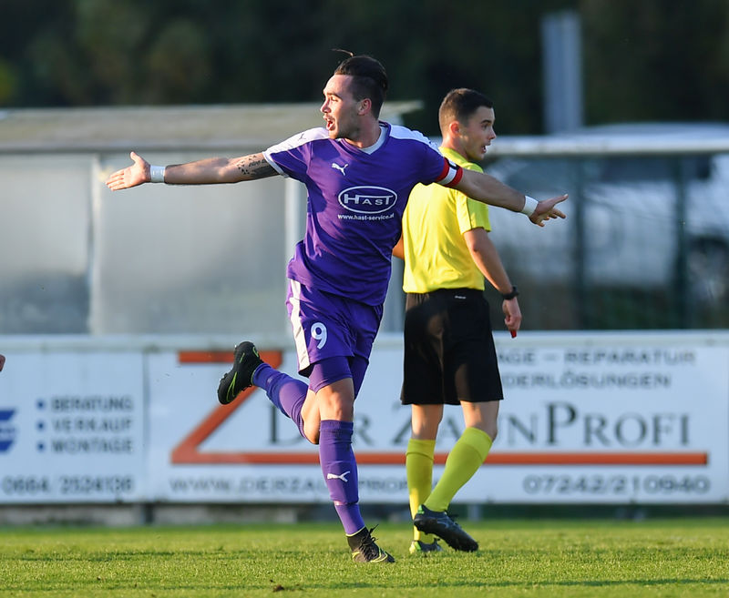 Fussball-ATSV-Stadl-Paura-vs-SK-Vorwaerts-Steyr--22102016-37
