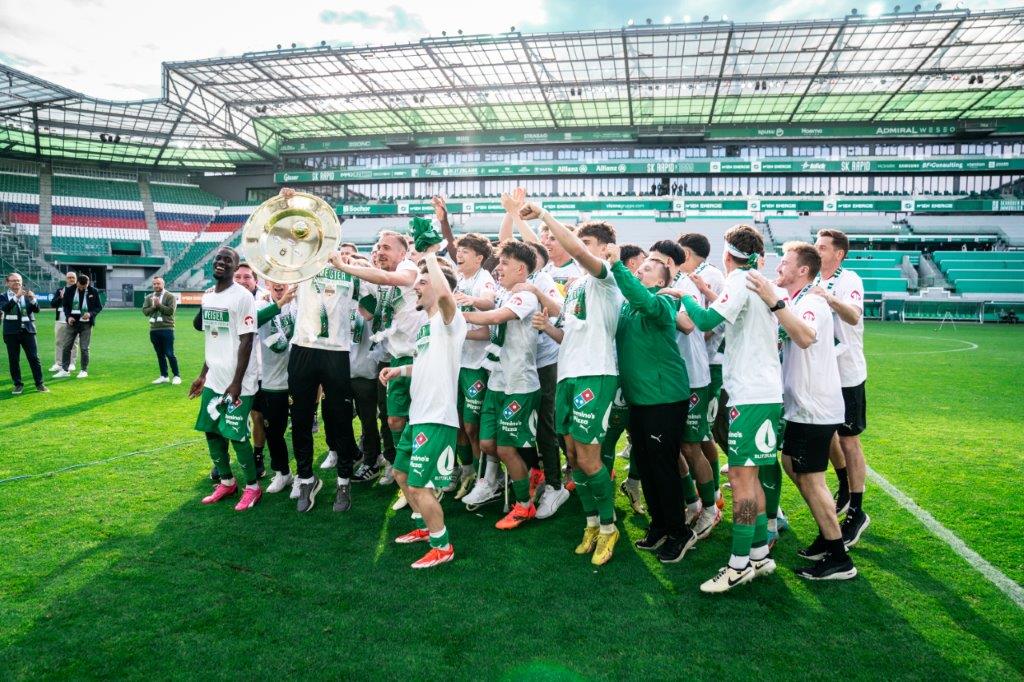 rapidII meisterfeier sk rapid mandl 2024 05 252